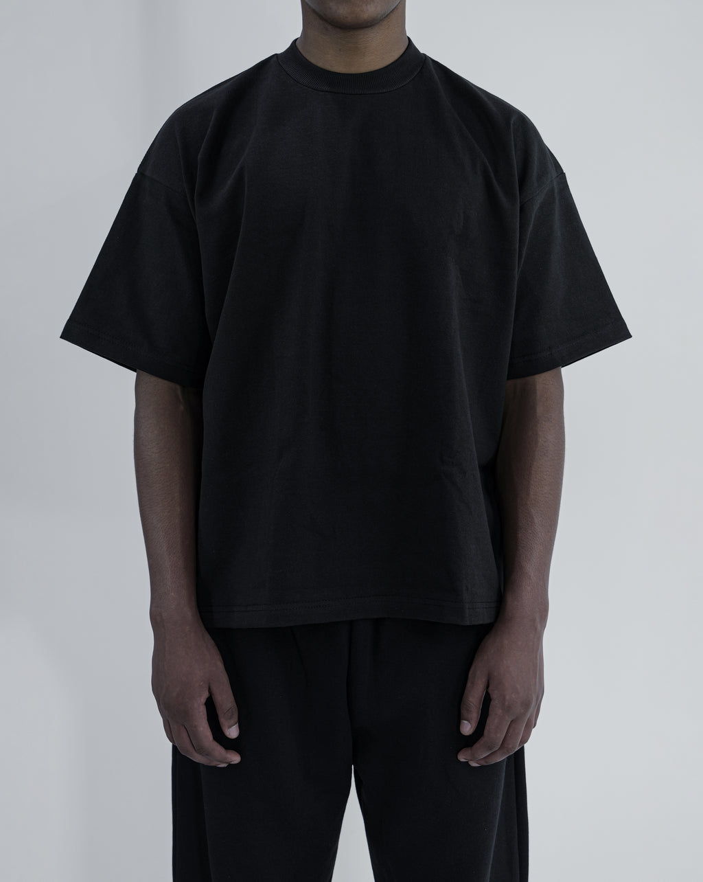 300gsm vintage heavyweight black oversized box fit blank tee