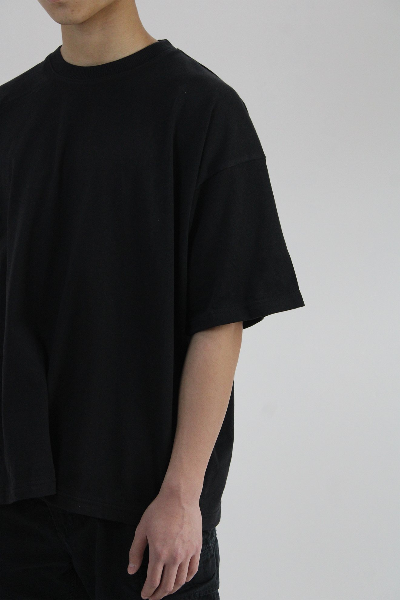 300gsm vintage heavyweight black oversized box fit blank tee