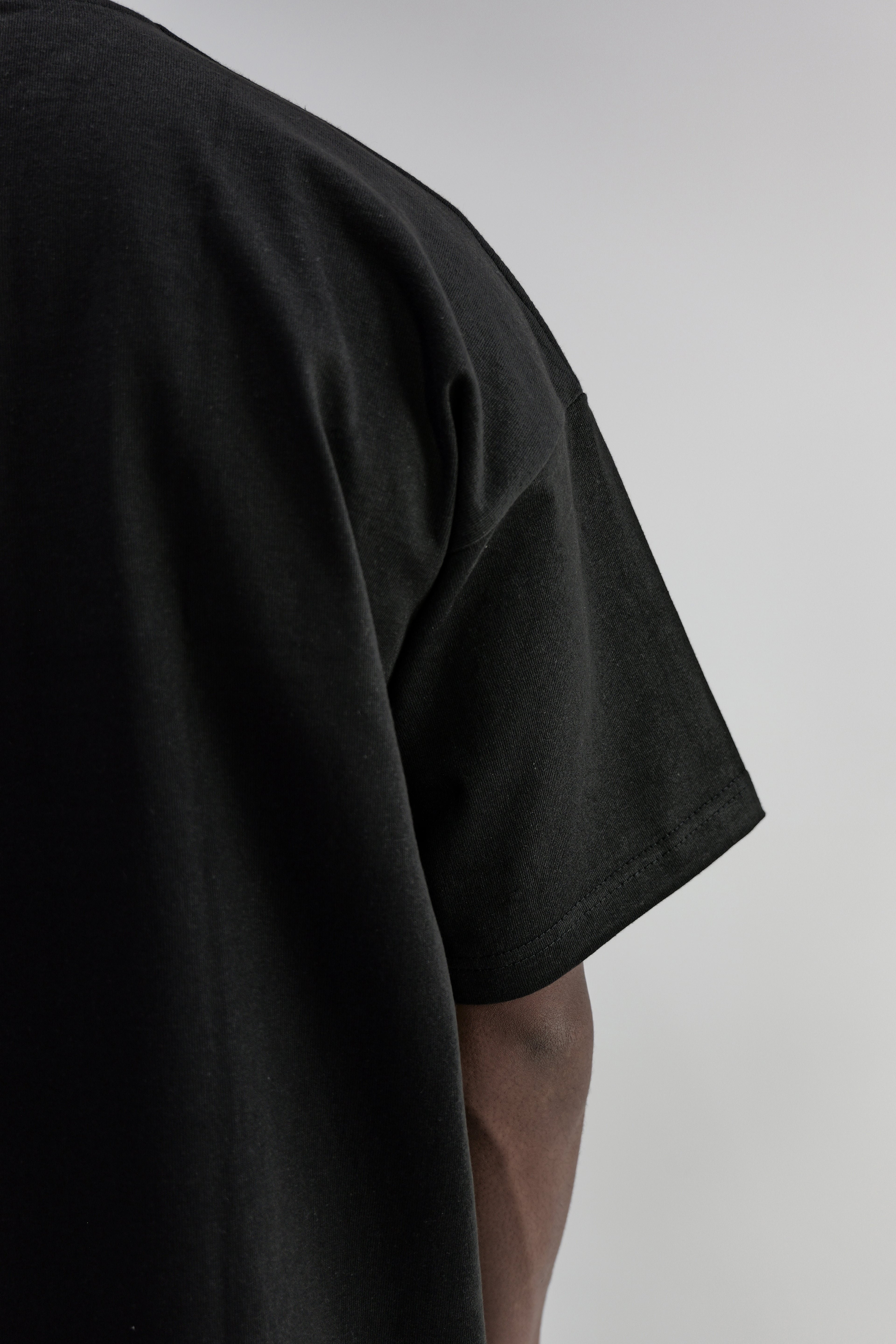 300gsm vintage heavyweight black oversized box fit blank tee