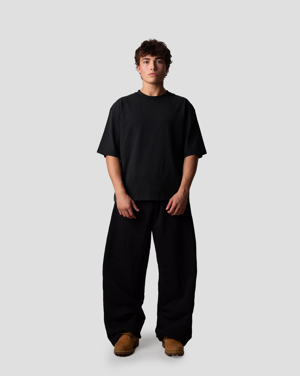 The box fit streetwear tee